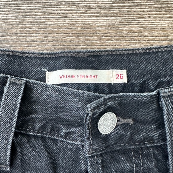 Levi’s Black Distressed Women’s Ripped Denim Straight Leg Jeans - Picture 5 of 6